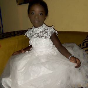 Meet your Posher, Romanie